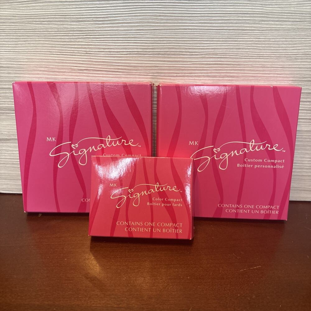 MARY KAY MK Signature Custom Compact - Unfilled Discontinued 2 Large 1 Small Lot